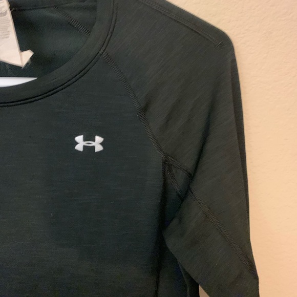 Under armour women’s long sleeve black size medium - Picture 3 of 5